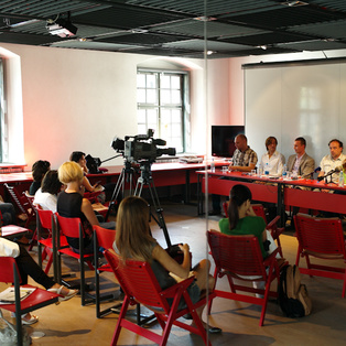 Kurent - novinarska konferenca <em>Foto: Boštjan Lah</em>