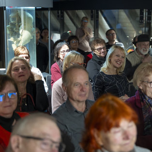 Midva, lutkarja <em>Foto: Boštjan Lah</em>