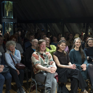 Midva, lutkarja <em>Foto: Boštjan Lah</em>