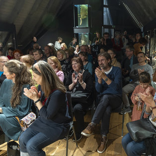 Midva, lutkarja <em>Foto: Boštjan Lah</em>