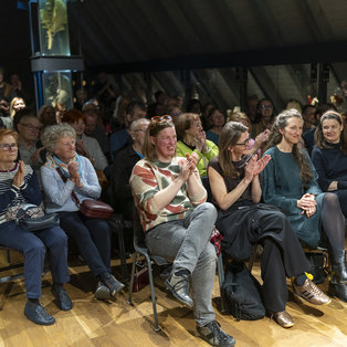 Midva, lutkarja <em>Foto: Boštjan Lah</em>