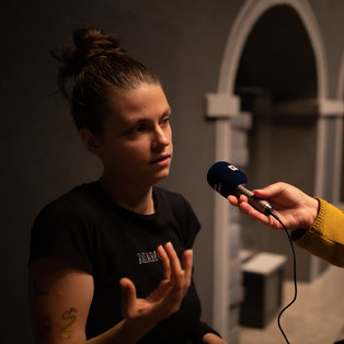 Cesarjeva nova oblačila - novinarska konferenca <em>Foto: Boštjan Lah</em>