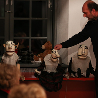 Conversation after the performance - Weekend of the awarded performances <em>Photo: Boštjan Lah</em>