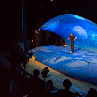 Polž na potepu na kitovem repu - novinarska konferenca <em>Foto: Boštjan Lah</em>
