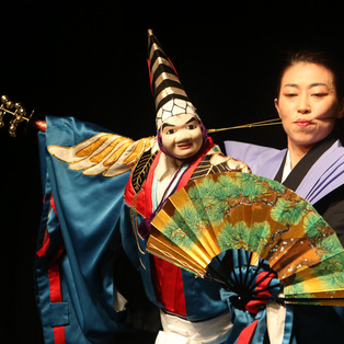 Workshop on Traditional Bumraku Puppets <em>Photo: Boštjan Lah</em>