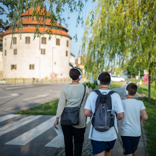 Wanderers <em>Photo: Boštjan Lah</em>