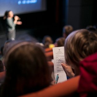 StopTrik Mladostnik_ca: mednarodni tekmovalni program stop animacija za otroke III 