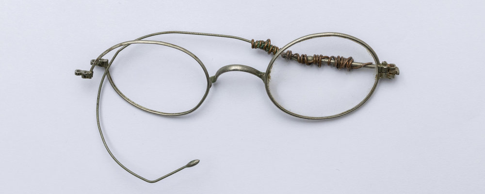 V marcu vabimo na tri predstave za odrasle