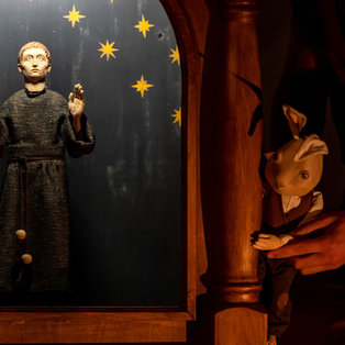 A Puppet Rabbit and a Convent Mouse <em>Photo: Boštjan Lah</em>