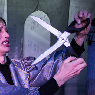 The Seamstress and the Scissors   <em>Photo: Boštjan Lah</em>