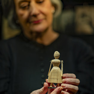 The Chest of Blue Poppies  <em>Photo: Boštjan Lah</em>